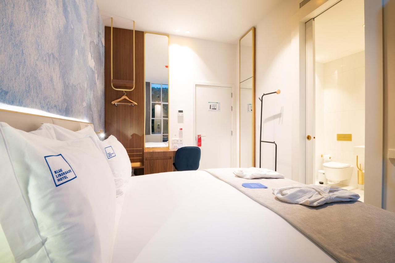 Blue Liberdade 3*